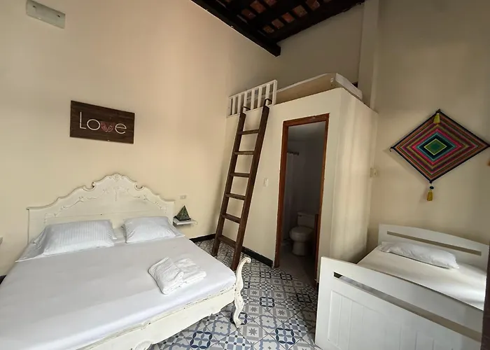 Villana'S Hostal Santa Marta